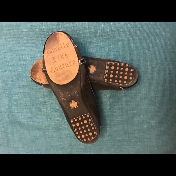 SOLD! JUICY flats w charm & buckle embellishment - Picture 5 of 6